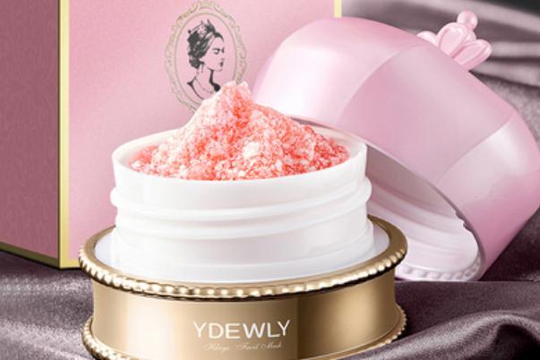 贵妇膏是白天用的还是晚上用的 贵妇膏晚上可以涂着睡觉吗 贵妇膏是白天用的还是晚上用的 贵妇膏晚上可以涂着睡觉吗