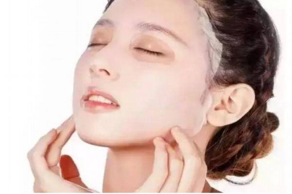 海藻面膜用什么水调比较好 怎么样调海藻面膜 海藻面膜用什么水调比较好 怎么样调海藻面膜