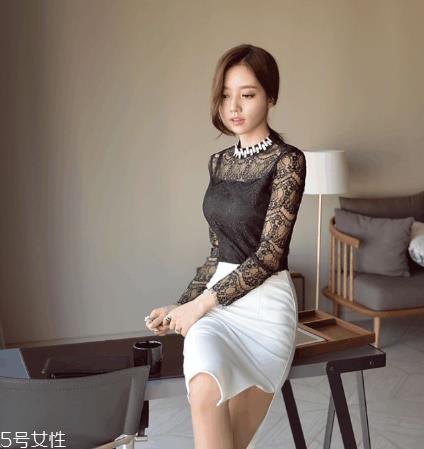 黑色蕾丝上衣怎么搭配?拒绝庸俗装扮 黑色蕾丝上衣怎么搭配?拒绝庸俗装扮