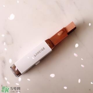 兰芝双色眼影笔怎么用?兰芝双色眼影笔使用方法