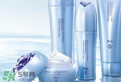 脸上长痘痘用什么护肤品好?脸上长痘痘用什么化妆品好? 脸上长痘痘用什么护肤品好?脸上长痘痘用什么化妆品好?