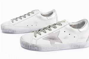 板鞋能爬山吗?对脚不好 板鞋能爬山吗?对脚不好