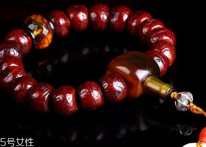 凤眼菩提漏眼正常吗 这种现象要注意 凤眼菩提漏眼正常吗 这种现象要注意