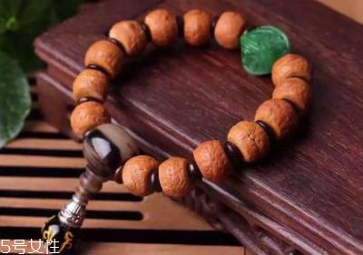 凤眼菩提漏眼正常吗 这种现象要注意 凤眼菩提漏眼正常吗 这种现象要注意