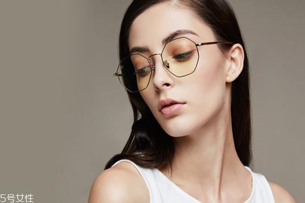 aht防蓝光眼镜好吗 性价比很高 aht防蓝光眼镜好吗 性价比很高