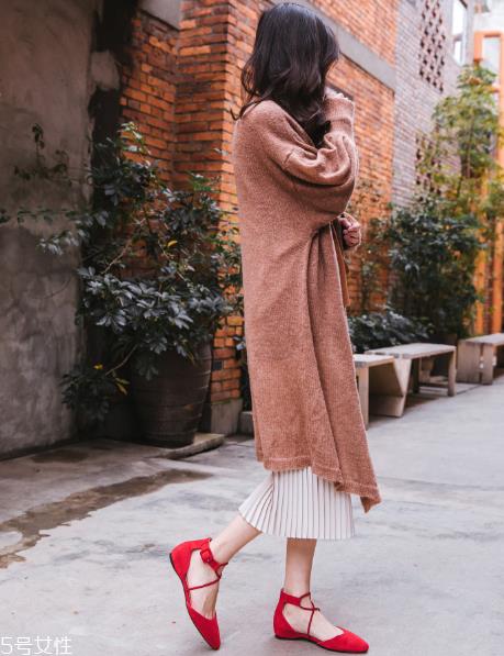 绑带鞋怎么搭配?秒变街拍女神 绑带鞋怎么搭配?秒变街拍女神