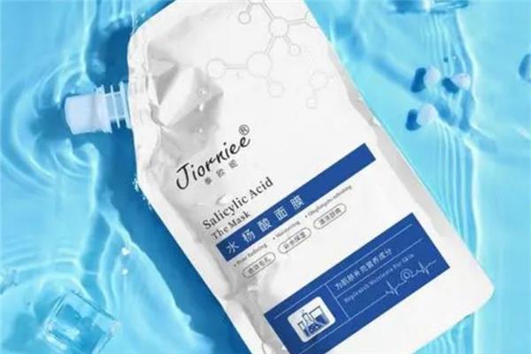 水杨酸面膜变稀是怎么回事 水杨酸面膜可以过夜吗 水杨酸面膜变稀是怎么回事 水杨酸面膜可以过夜吗