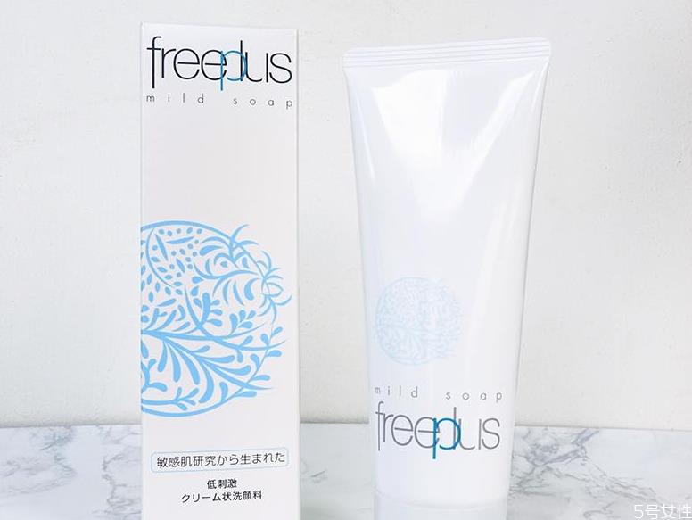 芙丽芳丝洗面奶味道怎么怪怪的 芙丽芳丝洗面奶正品味道 芙丽芳丝洗面奶味道怎么怪怪的 芙丽芳丝洗面奶正品味道