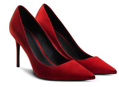 红色高跟鞋怎么搭配 如火如荼的夏日风尚