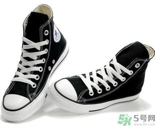 匡威鞋码偏大还是偏小？匡威鞋码偏大吗？