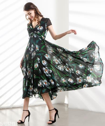 矮个子穿长裙怎么搭配?矮个子穿长裙搭配技巧 矮个子穿长裙怎么搭配?矮个子穿长裙搭配技巧