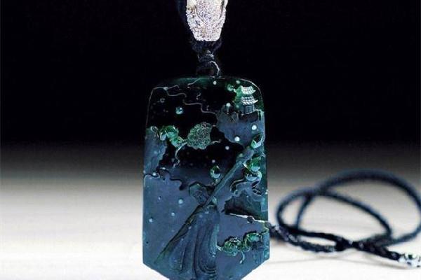 墨翠怎么看真假 墨翠是越黑越好吗 墨翠怎么看真假 墨翠是越黑越好吗