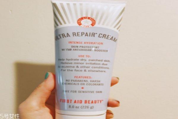 急救美人修复面霜搓泥 要先进行乳化 急救美人修复面霜搓泥 要先进行乳化