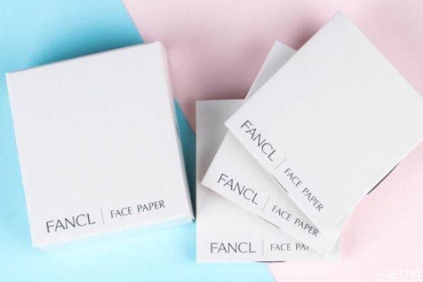 吸油纸的作用 护肤后脸油可以用吸油纸吗 吸油纸的作用 护肤后脸油可以用吸油纸吗