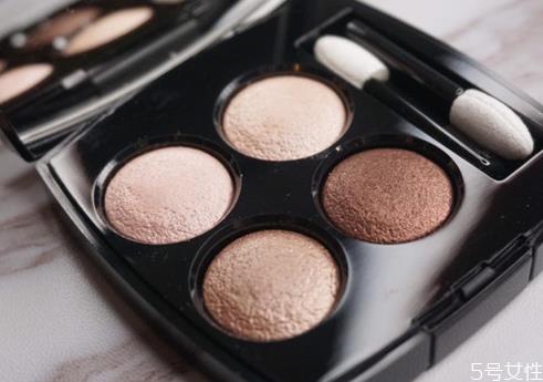 高光能不能用手 高光在定妆粉前还是后 高光能不能用手 高光在定妆粉前还是后