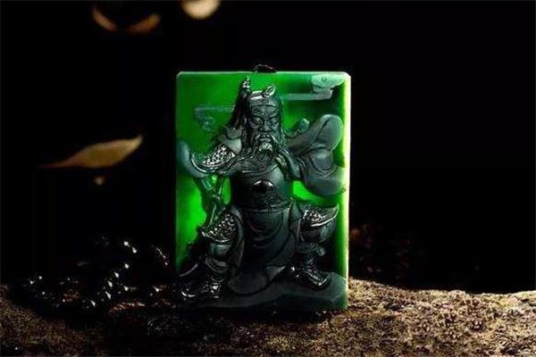 墨翠是翡翠吗 墨翠是什么等级翡翠 墨翠是翡翠吗 墨翠是什么等级翡翠