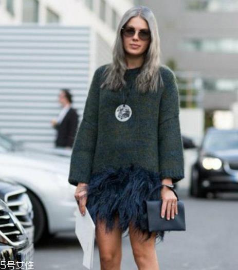 羽毛裙怎么搭配?浪漫飘逸造型首选 羽毛裙怎么搭配?浪漫飘逸造型首选