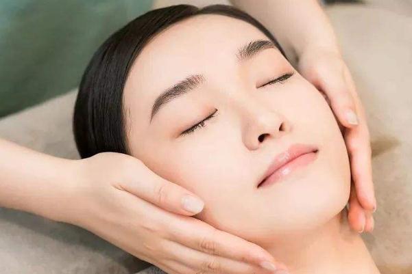 面部排毒的好处和功效 面部排毒祛痘的方法 面部排毒的好处和功效 面部排毒祛痘的方法