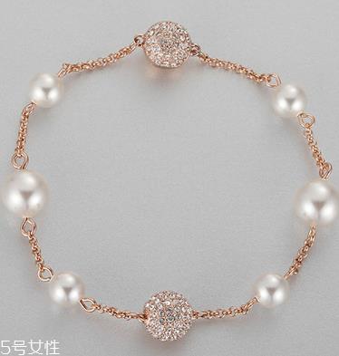 施华洛世奇手链可以碰水吗 会变得暗淡