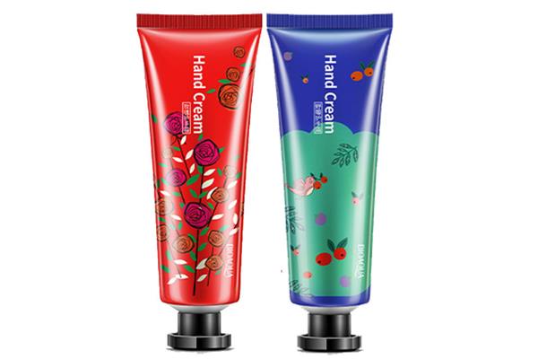 护手霜一天抹几次 护手霜能擦脚吗 护手霜一天抹几次 护手霜能擦脚吗