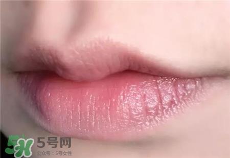 娇兰亲亲唇膏520 娇兰520口红试色