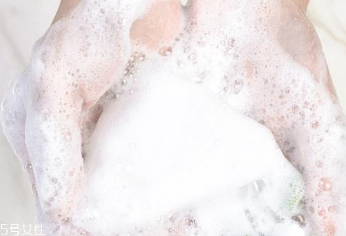 肌研洗面奶是氨基酸吗 好用的洗面奶 肌研洗面奶是氨基酸吗 好用的洗面奶