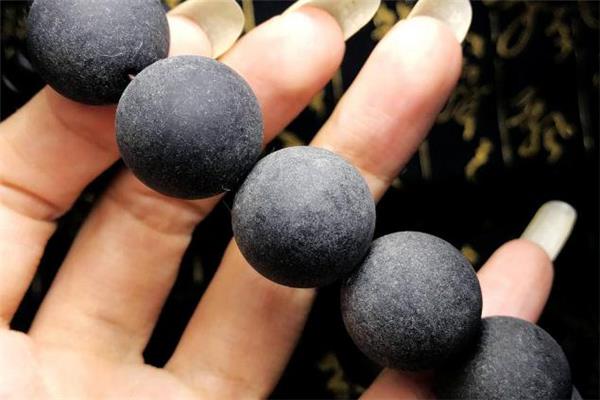 药珀是什么 药珀是人工合成的吗 药珀是什么 药珀是人工合成的吗