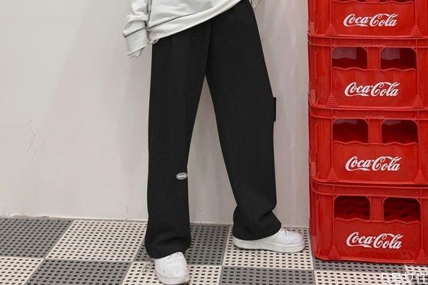 卫裤滴上油能洗掉吗 卫裤弄上油怎么去掉 卫裤滴上油能洗掉吗 卫裤弄上油怎么去掉