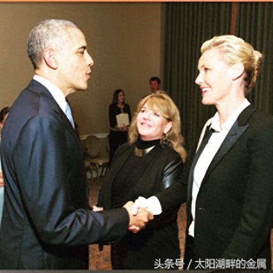 《正义联盟》女王康妮尼尔森，非常优秀、但堪称好莱坞“苦情花”