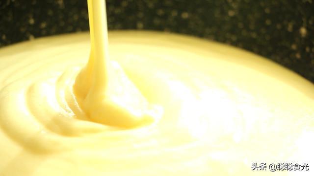 平底锅做蛋糕简单做法只用鸡蛋(用平底锅就能轻松做蛋糕) 5