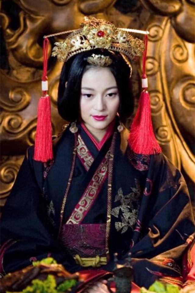 阴丽华到底有多出色，为什么会成为古人娶妻的最高标准？