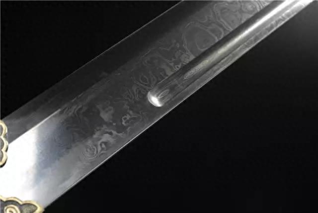 黑金古刀，一把帅气的古兵器