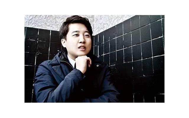 如何最狠狠地报复分手的前任，—在他能看到的地方，彻底退出他的生活！