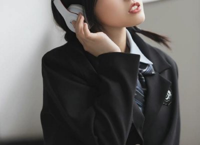 ​让男人心动小技巧有哪些 触碰男生哪些让他心动