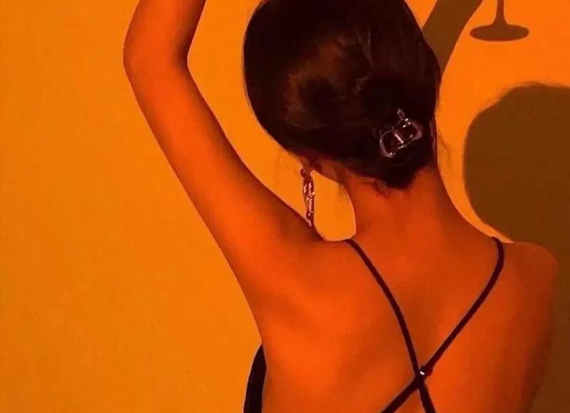 男朋友咬我的小兔子图片 男朋友咬我的小兔子图片