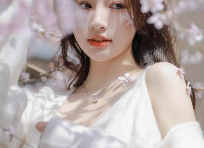 ​安徽：女子不穿内裤试包臀裙，好不容易买走次日又来退，激怒店主