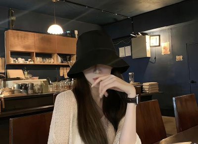 ​娶漂亮女生利弊分析 幽默撩妹套路段子