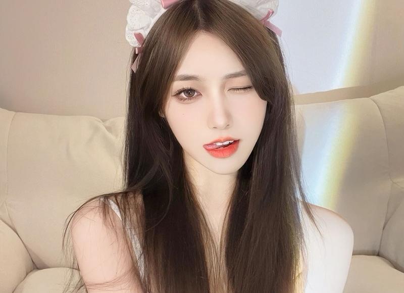 和一个女生保持很久的朋友关系,怎么才能升级关系? 和一个女生保持很久的朋友关系,怎么才能升级关系?