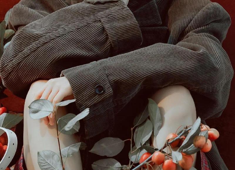 女生搂着我跳舞,是什么心态? 女生搂着我跳舞,是什么心态?