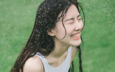 ​女朋友不让亲不让抱不让睡，该怎么办？