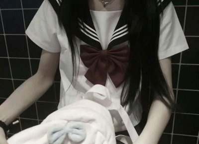 ​第一次怎么和女孩子聊天让她觉得有兴趣