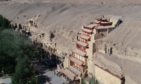 莫高窟在哪个省,莫高窟在什么地方属于哪个省图1