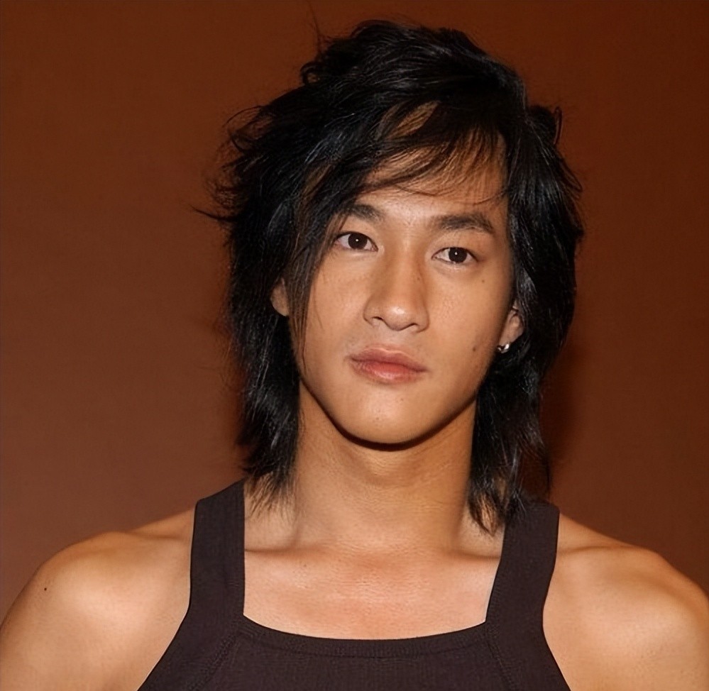 何润东的“浪子回头”,和他的人生浮沉史