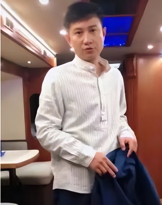 马伊琍：离婚3年人生开挂，前夫文章的处境却截然不同