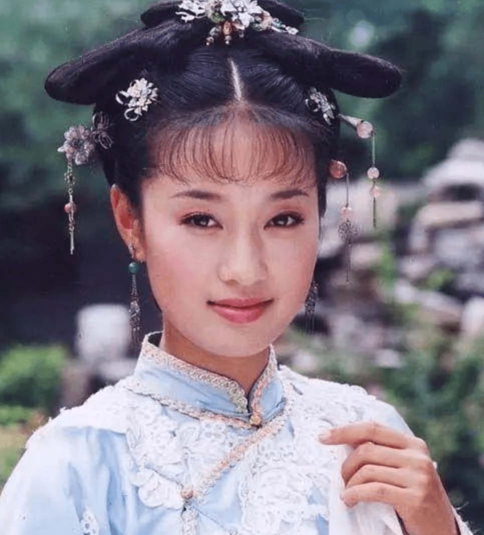 马伊琍：离婚3年人生开挂，前夫文章的处境却截然不同