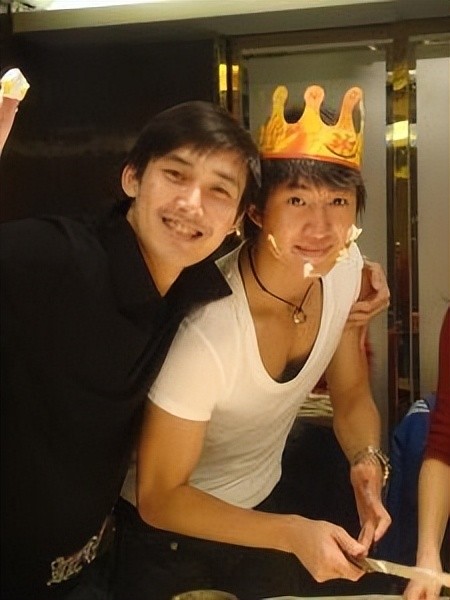 王阳：和蒋欣有过一段情，和韩庚是表兄弟，章子怡是他的粉丝