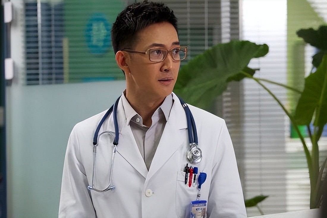 王阳：和蒋欣有过一段情，和韩庚是表兄弟，章子怡是他的粉丝