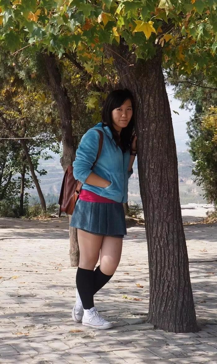 48岁闫妮暴瘦30斤惊艳春晚:明星说瘦就瘦的秘籍大揭秘!(建议收藏)