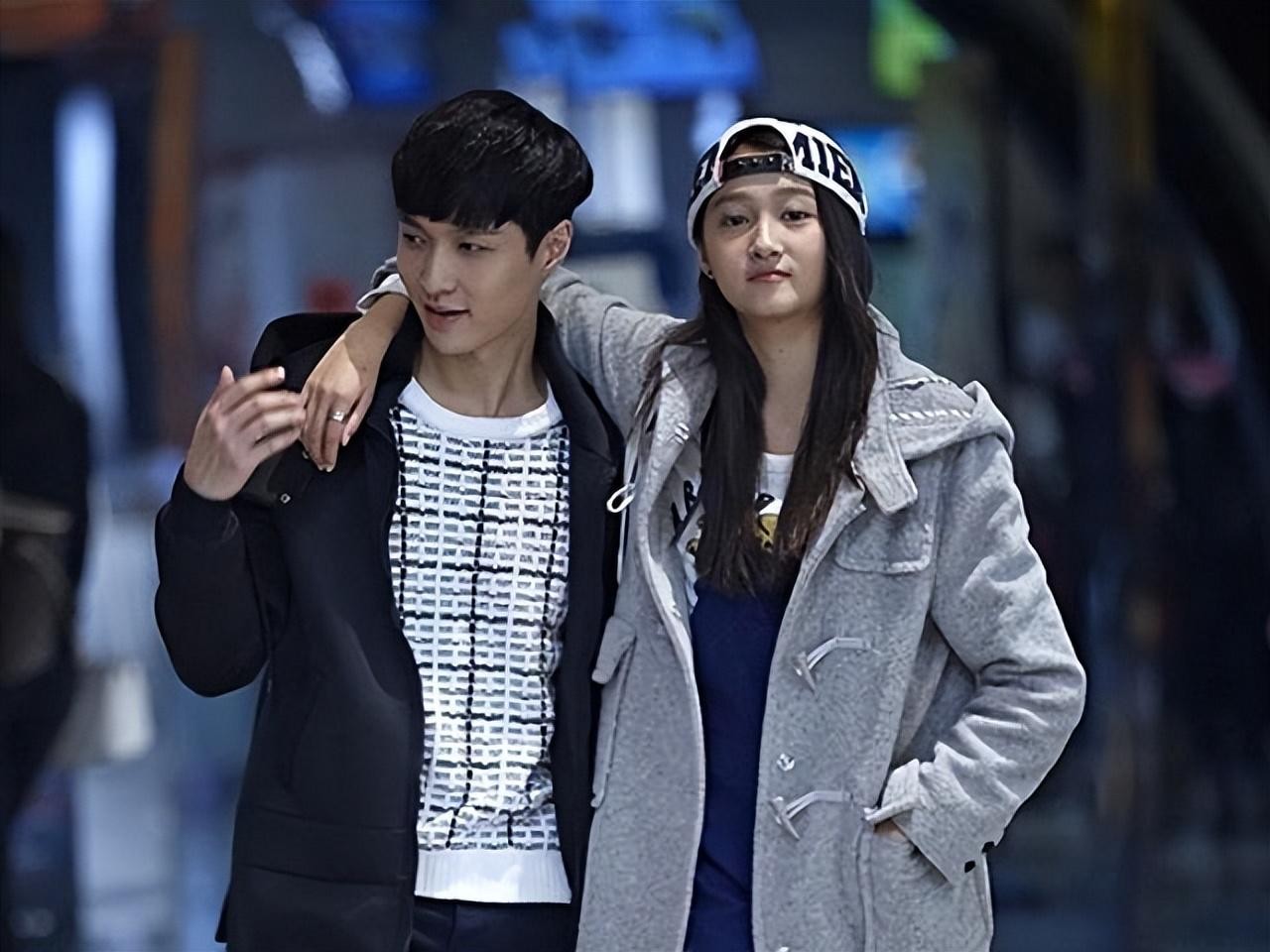 “努力标杆”张艺兴:背后的男人帮到底多强?任何顶流都无法代替