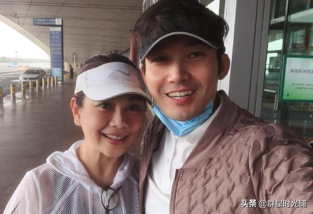 陈松伶和张铎结婚登记照(三重打击导致抑郁)(23)